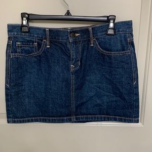 Old Navy Skirt. Size 4. Jean